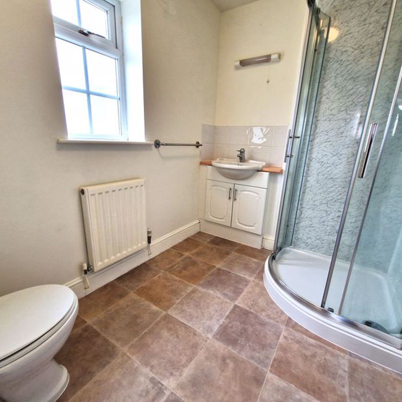 4 bed room to let in Rugby Hillmorton