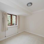 Rent 5 bedroom house of 2669 m² in Elmbridge