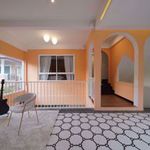 Rent 4 bedroom house of 400 m² in Makkasan