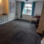 Rent 3 bedroom house in Caerphilly