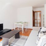 Rent 3 bedroom apartment of 70 m² in Senhora da Hora