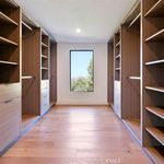 Rent 6 bedroom apartment of 501 m² in Encino