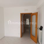 Affitto 2 camera appartamento di 70 m² in Pomigliano d'Arco