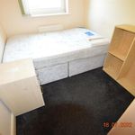 Rent 3 bedroom flat in Manchester