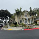 Rent 5 bedroom house of 349 m² in Long Beach