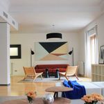 Rent 4 bedroom apartment of 320 m² in Madrid