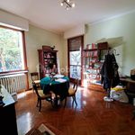 Affitto 4 camera appartamento di 160 m² in Parma