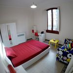 Rent 7 bedroom apartment in Firenze