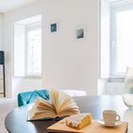 Rent 2 bedroom apartment of 98 m² in Lisbon