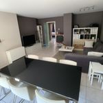 Rent 2 bedroom apartment in Sint-Jans-Molenbeek