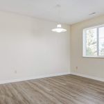 Rent 3 bedroom apartment of 98 m² in Edmonton