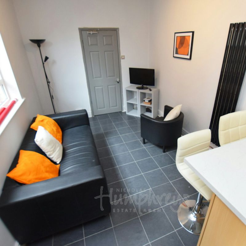 5 Bedroom Property For Rent in Northampton - £542 PCM Abington