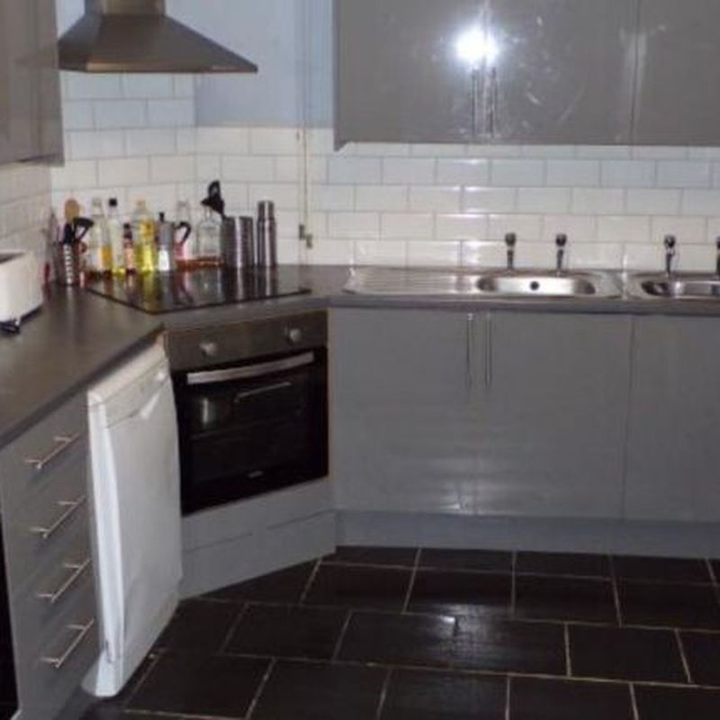 Terraced house to rent in Mansel Street, Swansea SA1