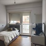 Affitto 4 camera appartamento di 110 m² in L'Aquila