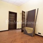 Affitto 5 camera casa di 650 m² in Biella