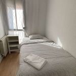 Rent a room of 70 m² in Badalona