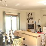 Rent 3 bedroom house of 250 m² in Silveira