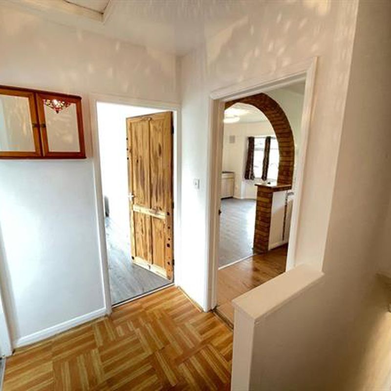 1 Bedroom : Flat : Whitelands Road, Hp12 : £1,100 pcm | Chiltern Hills