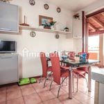 Rent 3 bedroom apartment of 65 m² in Sirmione