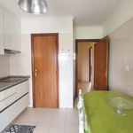 Rent 2 bedroom apartment of 70 m² in Oeiras