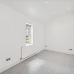 Rent 2 bedroom house of 93 m² in London