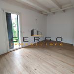 Affitto 3 camera appartamento di 110 m² in Treviso