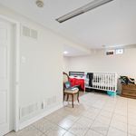Rent 1 bedroom apartment in Vaughan