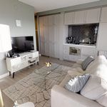 Rent 1 bedroom apartment of 49 m² in Toronto