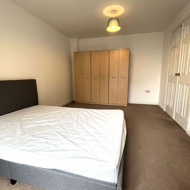 Room to rent in Pinewood Drive, Cheltenham GL51 Benhall