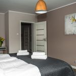 Wynajmij 2 sypialnię apartament z 65 m² w Zielona Góra