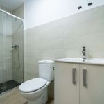 Rent a room of 155 m² in València