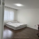 Rent 4 bedroom house of 349 m² in Milton