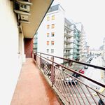 Affitto 8 camera appartamento di 230 m² in Brescia