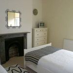 Rent 2 bedroom flat in Scarborough
