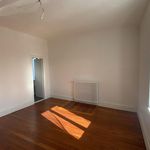 Rent 3 bedroom house of 110 m² in Charbonnières-les-Bains