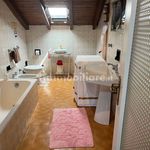 Affitto 3 camera appartamento di 100 m² in Sarnico