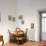 Affitto 7 camera appartamento di 200 m² in Roma