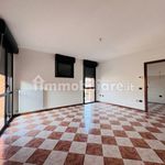 Rent 5 bedroom apartment of 137 m² in Modena