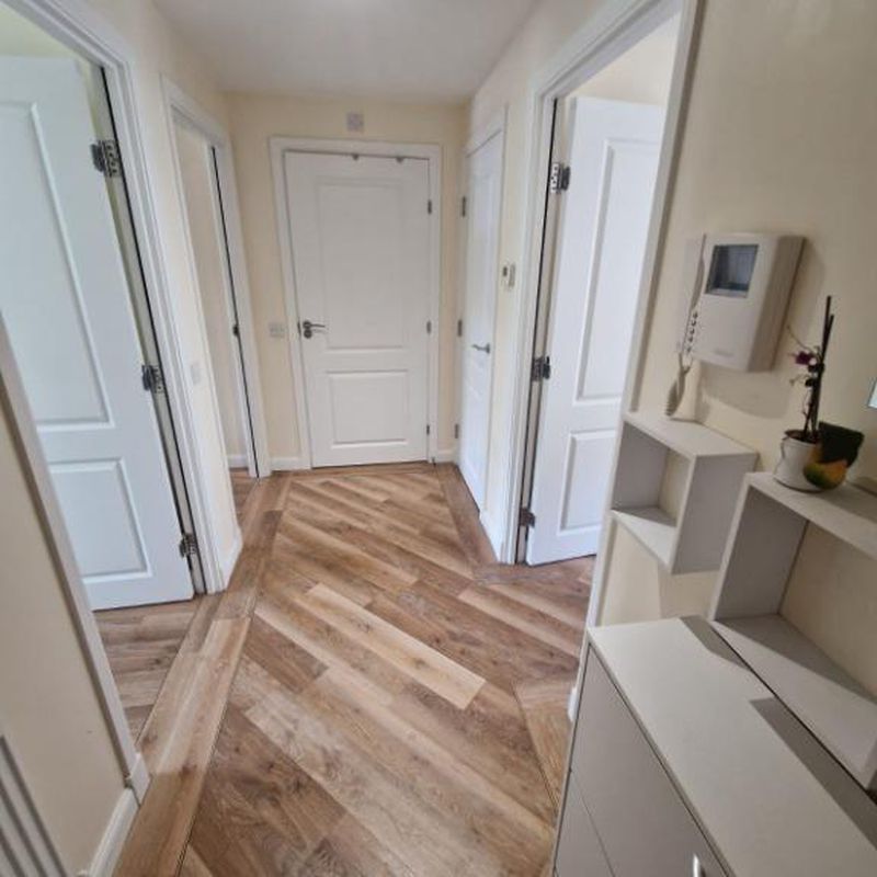 2 Bedroom Flat to Rent at Aberdeen, England