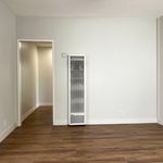 Rent 2 bedroom apartment of 55 m² in Long Beach