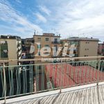 Rent Apartment of 100 m² in Portici