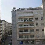 Affitto 5 camera appartamento di 216 m² in Milano
