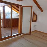 Rent 4 bedroom house of 69 m² in Castellane