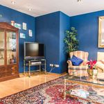 Rent 3 bedroom apartment of 120 m² in València