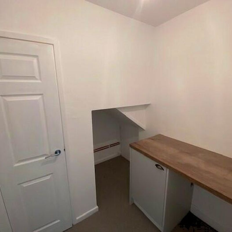 2 Bedroom End Of Terrace House To Rent In Spring Street, Rugby, CV21