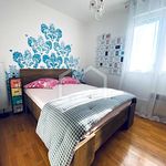 Najam 4 spavaće sobe stan od 92 m² u Split