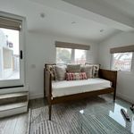 Rent 3 bedroom house of 216 m² in Corona Del Mar