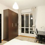 Rent a room of 105 m² in Milano