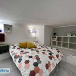 Rent 1 bedroom apartment of 30 m² in Genova