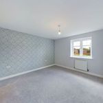 Rent 5 bedroom house in Northampton